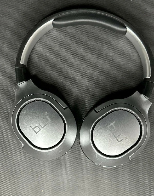 هدفون بیسیم BW مدل HF8 با صدای باکیفیت