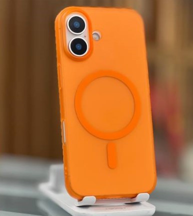 قاب PC مات دارای مگسیف فعال