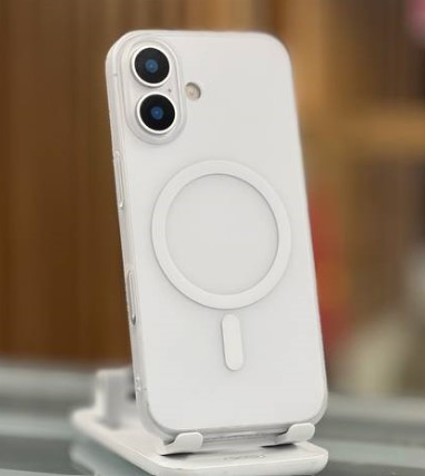 قاب PC مات دارای مگسیف فعال